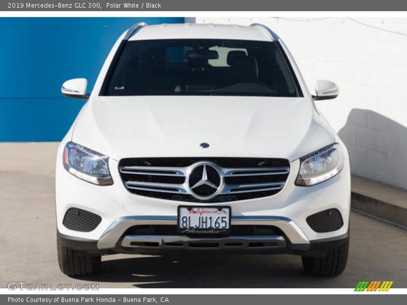 Polar White / Black 2019 Mercedes-Benz GLC 300