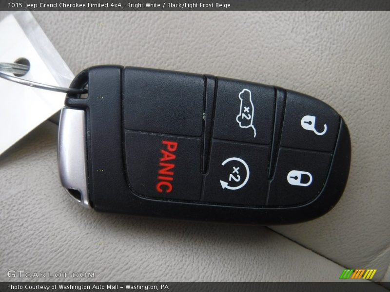 Bright White / Black/Light Frost Beige 2015 Jeep Grand Cherokee Limited 4x4