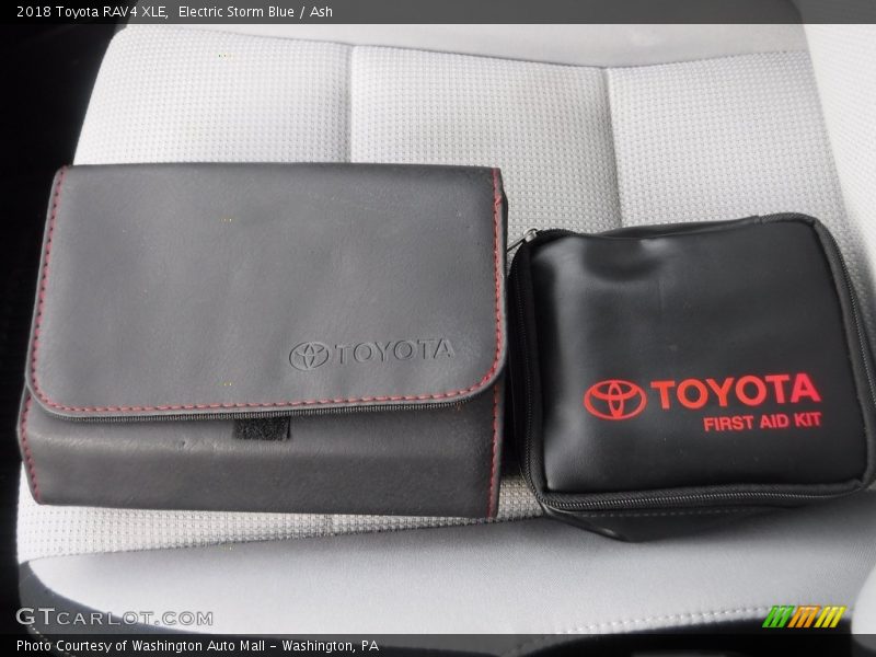 Electric Storm Blue / Ash 2018 Toyota RAV4 XLE