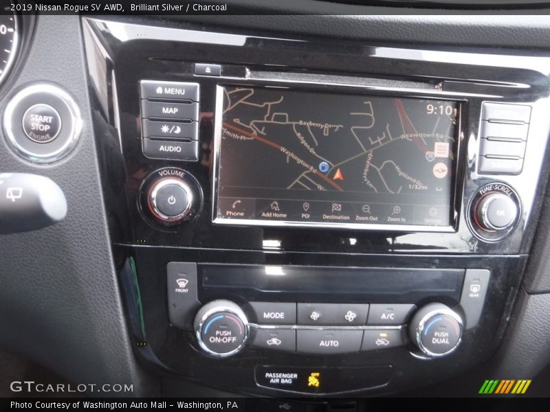 Brilliant Silver / Charcoal 2019 Nissan Rogue SV AWD