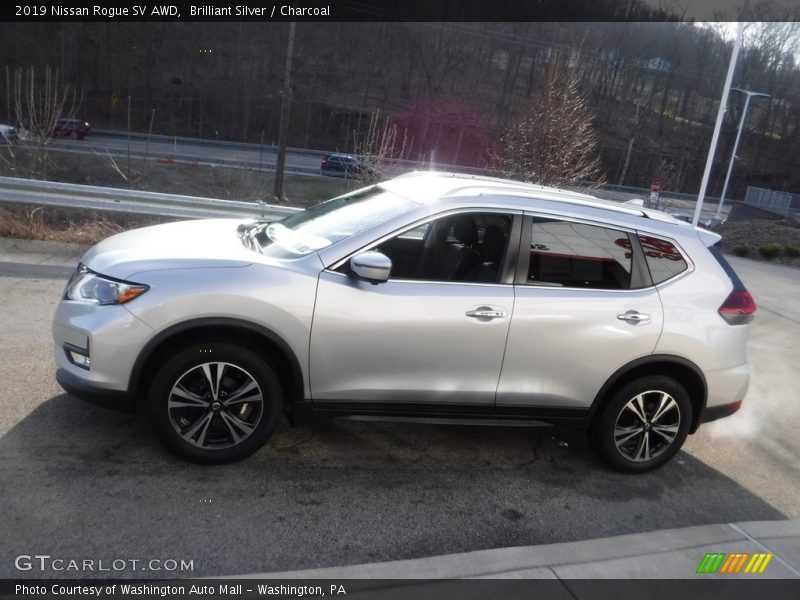 Brilliant Silver / Charcoal 2019 Nissan Rogue SV AWD