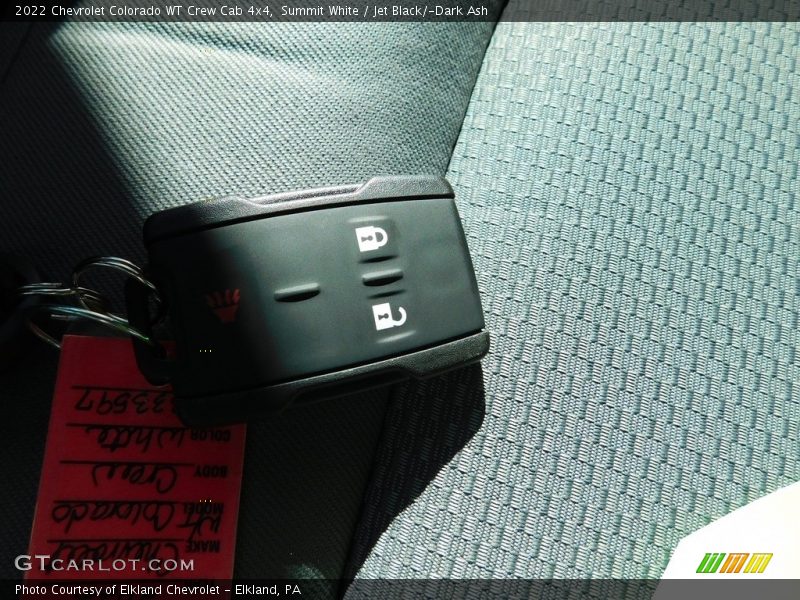 Summit White / Jet Black/­Dark Ash 2022 Chevrolet Colorado WT Crew Cab 4x4