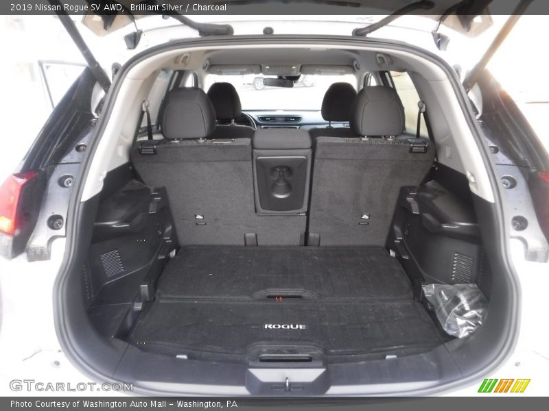 Brilliant Silver / Charcoal 2019 Nissan Rogue SV AWD