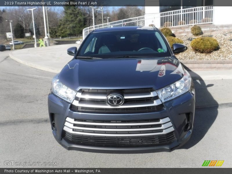 Shoreline Blue Pearl / Ash 2019 Toyota Highlander LE