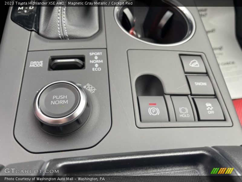 Controls of 2023 Highlander XSE AWD