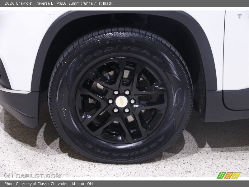 Summit White / Jet Black 2020 Chevrolet Traverse LT AWD