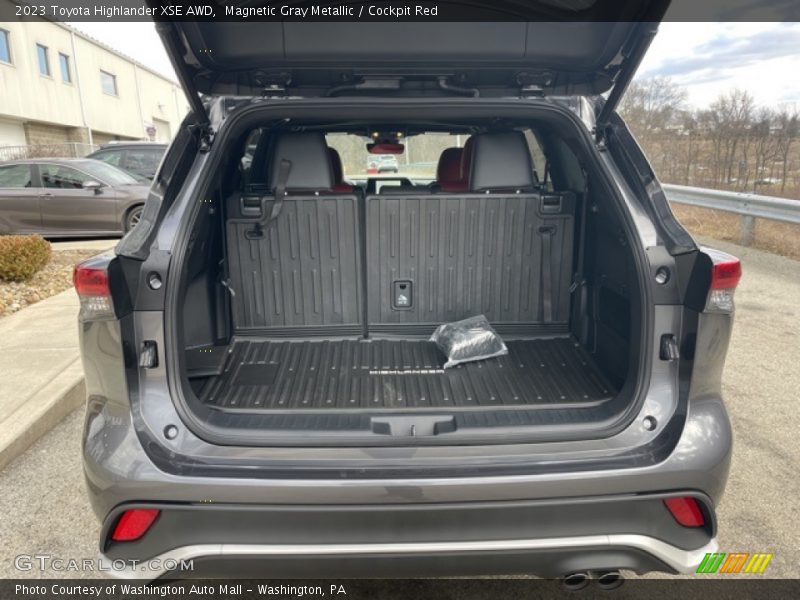  2023 Highlander XSE AWD Trunk