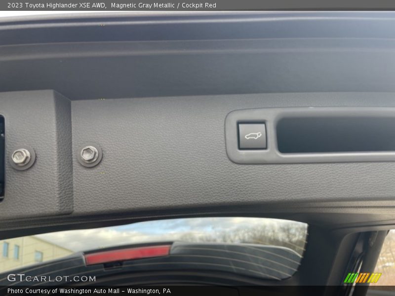Magnetic Gray Metallic / Cockpit Red 2023 Toyota Highlander XSE AWD