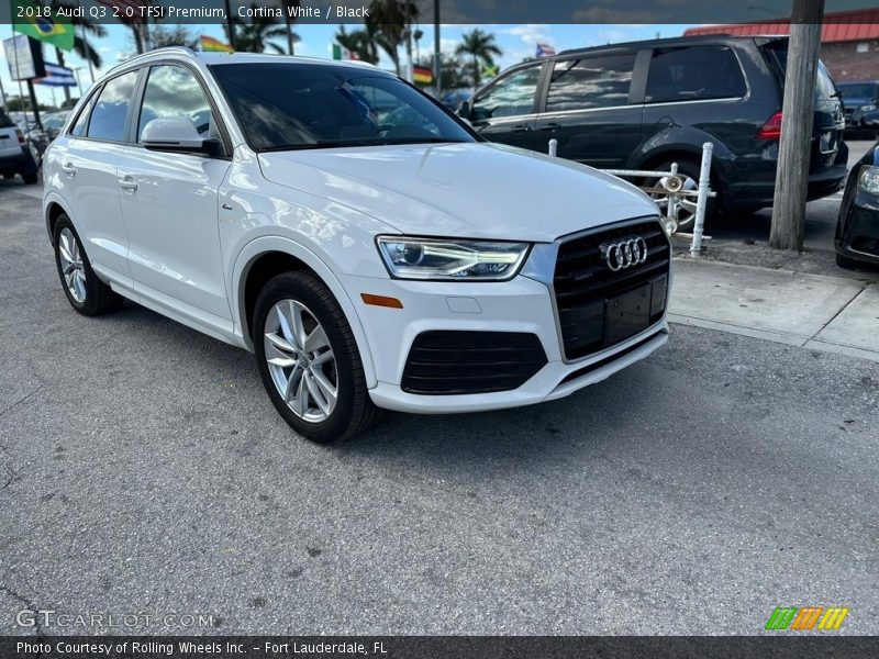 Cortina White / Black 2018 Audi Q3 2.0 TFSI Premium
