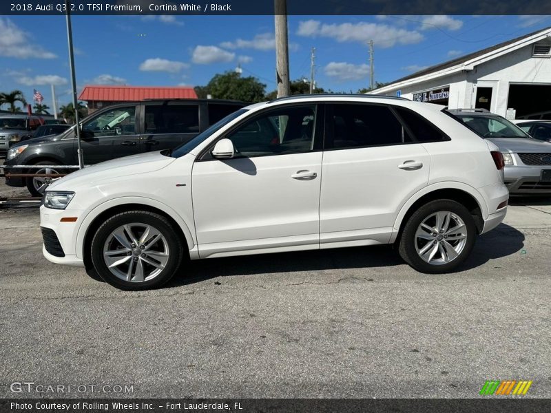 Cortina White / Black 2018 Audi Q3 2.0 TFSI Premium