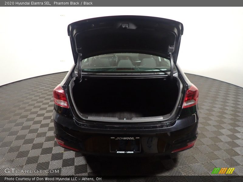 Phantom Black / Black 2020 Hyundai Elantra SEL