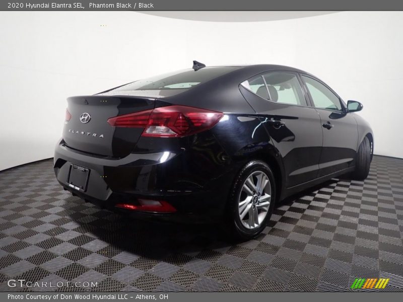 Phantom Black / Black 2020 Hyundai Elantra SEL