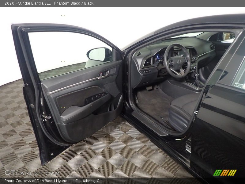 Phantom Black / Black 2020 Hyundai Elantra SEL