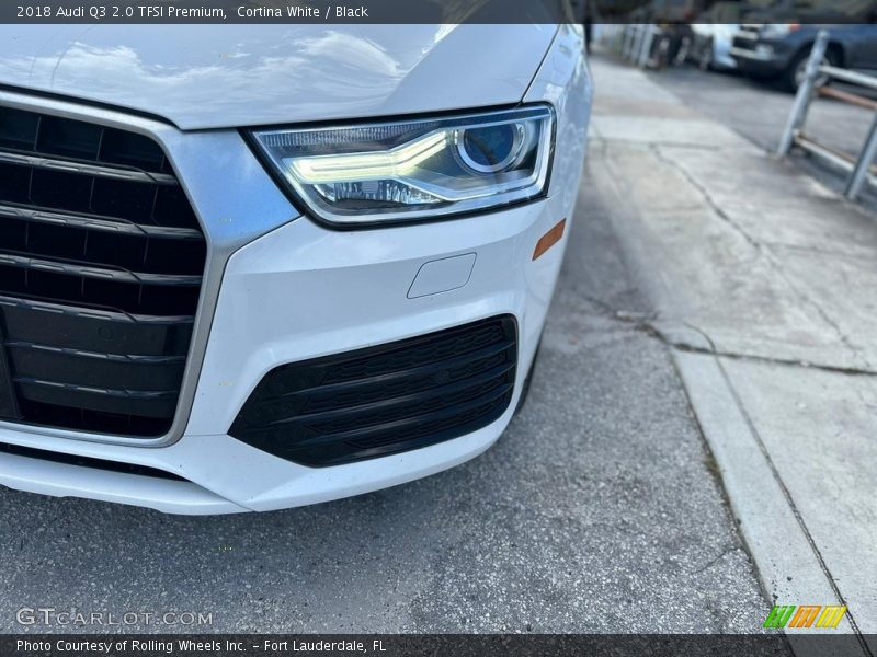 Cortina White / Black 2018 Audi Q3 2.0 TFSI Premium