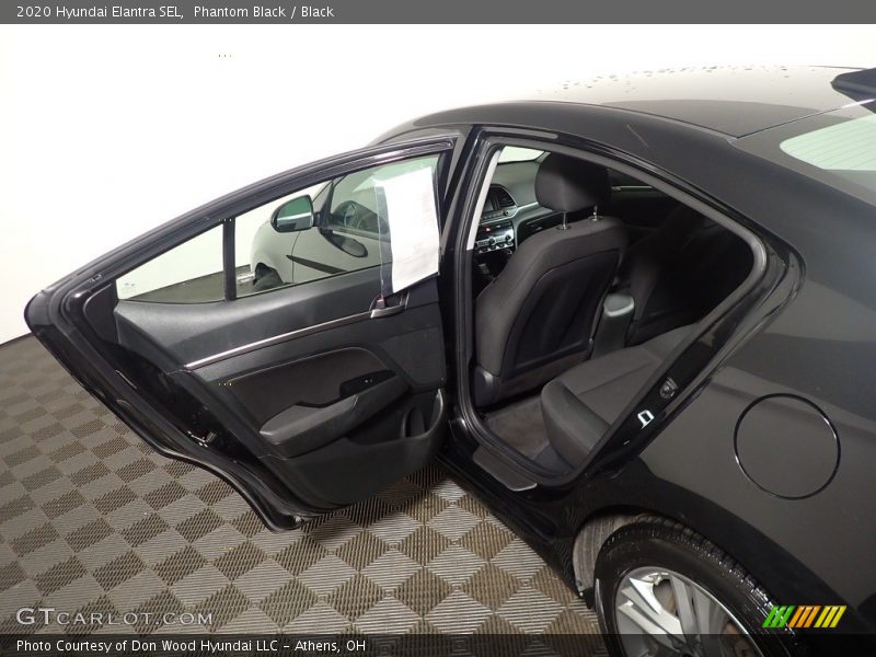 Phantom Black / Black 2020 Hyundai Elantra SEL