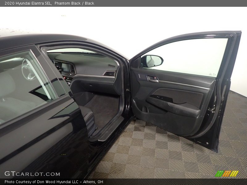 Phantom Black / Black 2020 Hyundai Elantra SEL
