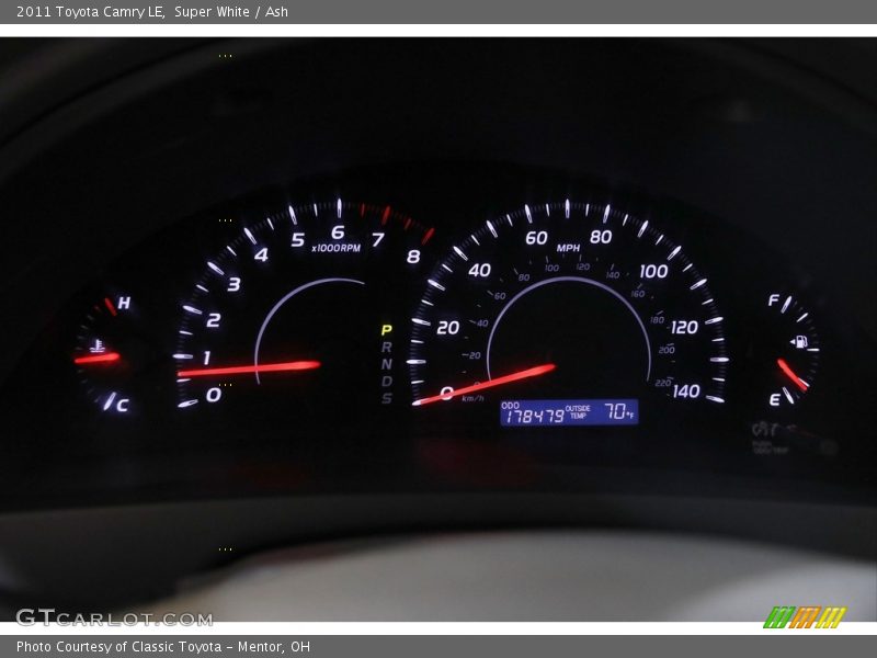 Super White / Ash 2011 Toyota Camry LE