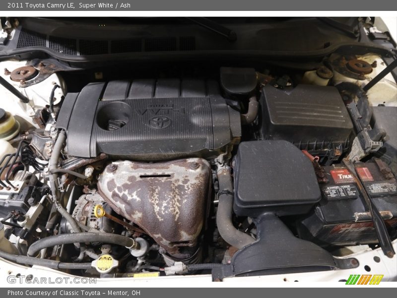 Super White / Ash 2011 Toyota Camry LE