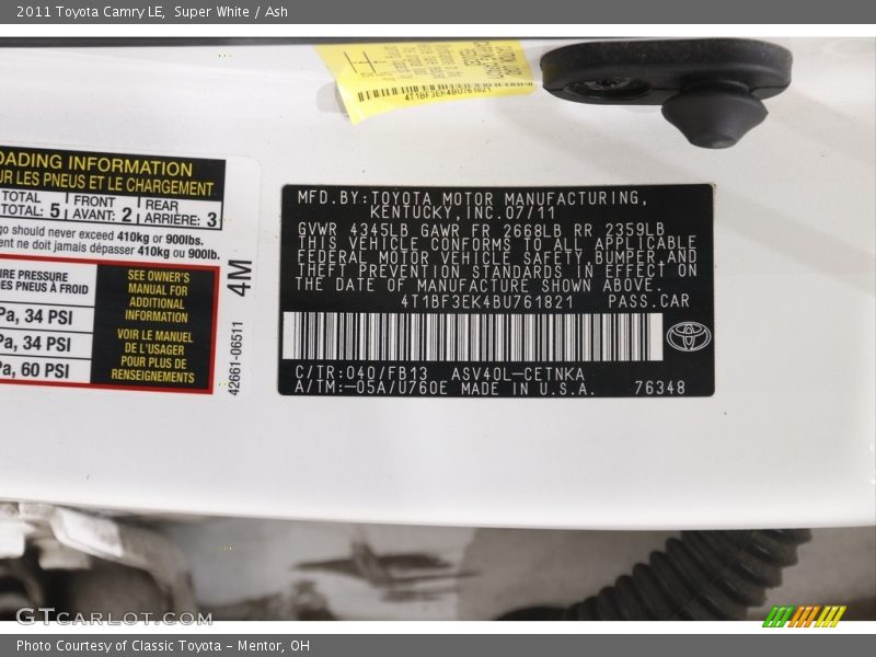 Super White / Ash 2011 Toyota Camry LE