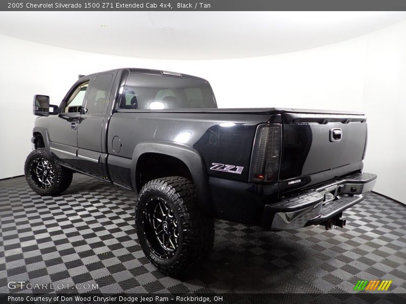 Black / Tan 2005 Chevrolet Silverado 1500 Z71 Extended Cab 4x4