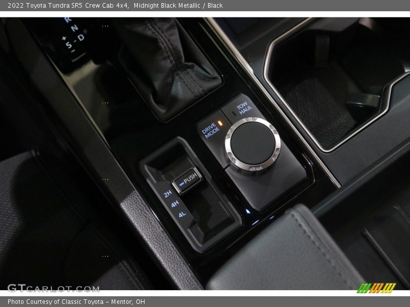 Midnight Black Metallic / Black 2022 Toyota Tundra SR5 Crew Cab 4x4