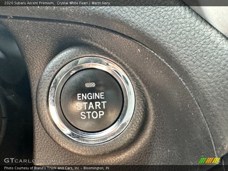 Crystal White Pearl / Warm Ivory 2020 Subaru Ascent Premium