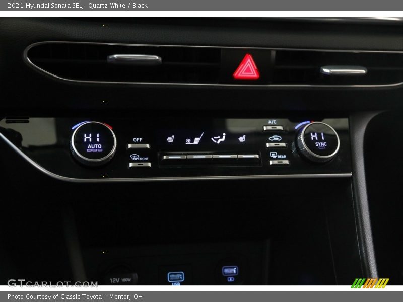 Quartz White / Black 2021 Hyundai Sonata SEL