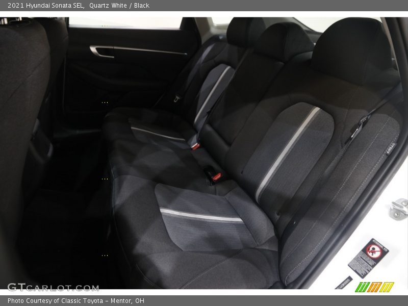 Quartz White / Black 2021 Hyundai Sonata SEL