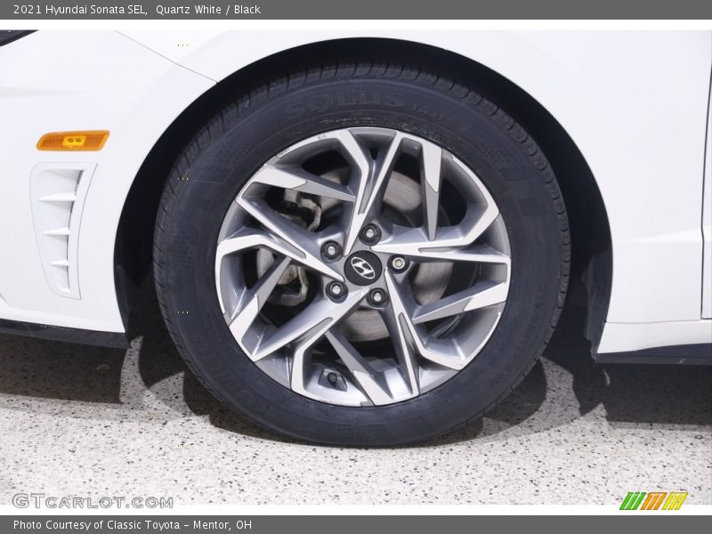 Quartz White / Black 2021 Hyundai Sonata SEL