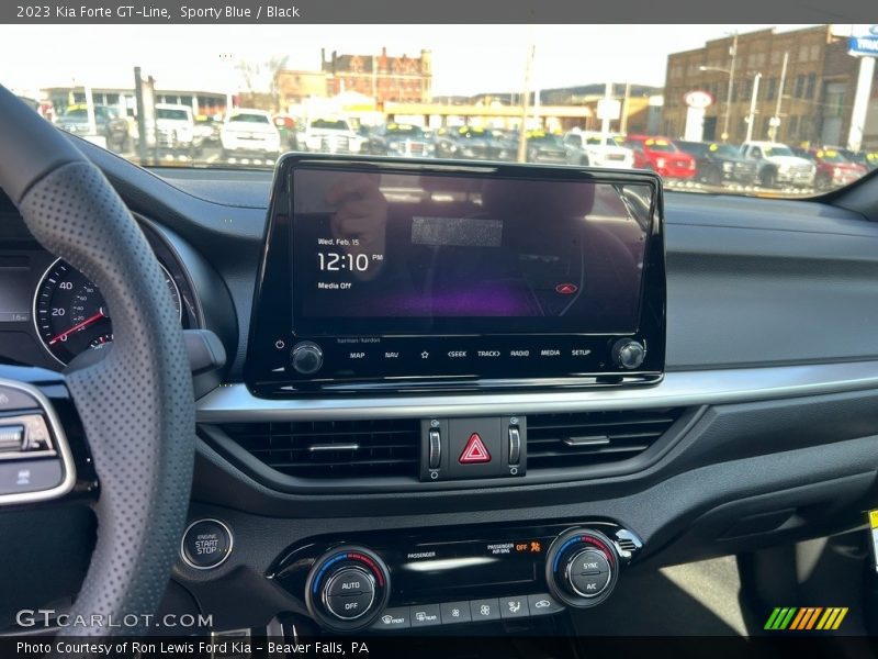 Controls of 2023 Forte GT-Line