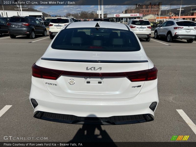 Snow White Pearl / Black 2023 Kia Forte GT-Line