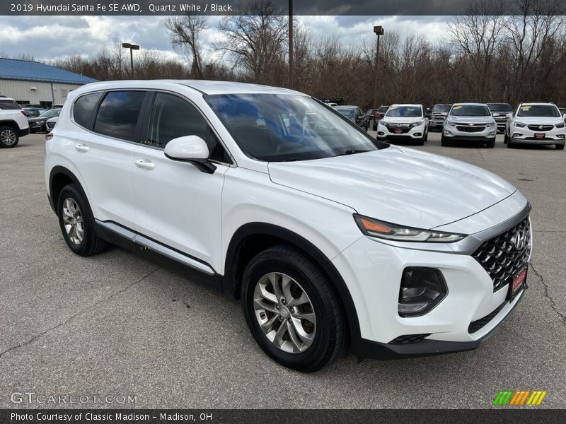 Quartz White / Black 2019 Hyundai Santa Fe SE AWD