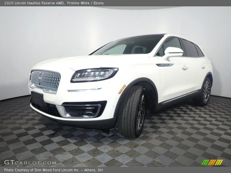 Pristine White / Ebony 2020 Lincoln Nautilus Reserve AWD