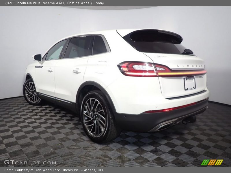 Pristine White / Ebony 2020 Lincoln Nautilus Reserve AWD