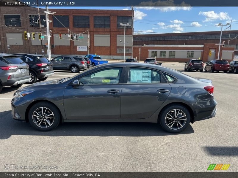 Gravity Gray / Black 2023 Kia Forte LXS