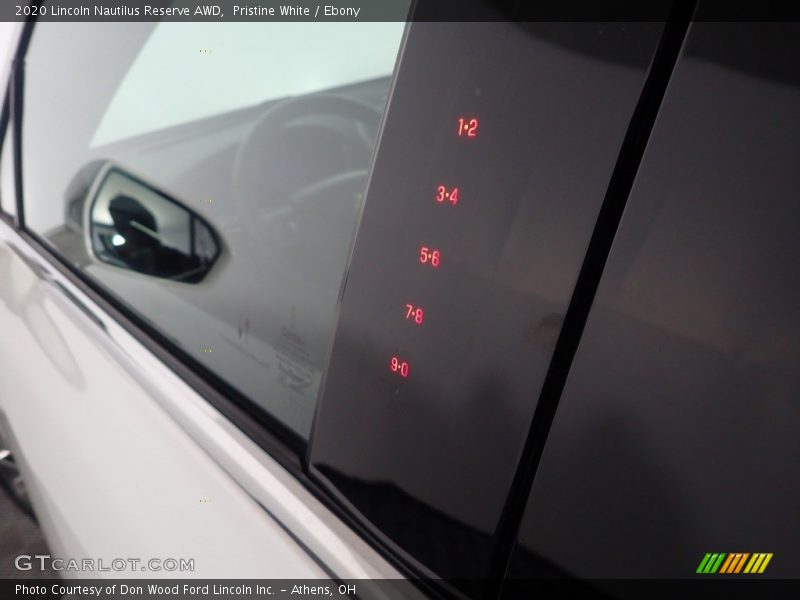 Pristine White / Ebony 2020 Lincoln Nautilus Reserve AWD