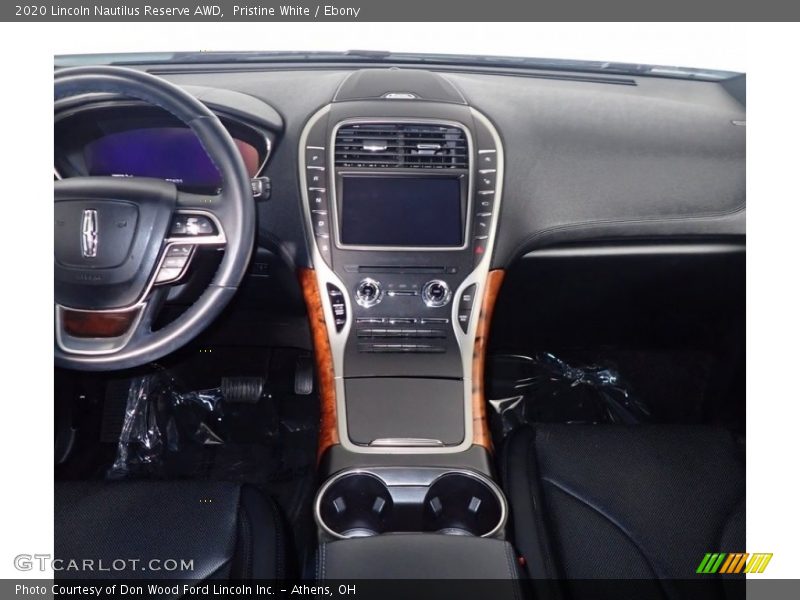 Pristine White / Ebony 2020 Lincoln Nautilus Reserve AWD