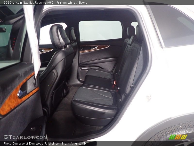 Pristine White / Ebony 2020 Lincoln Nautilus Reserve AWD