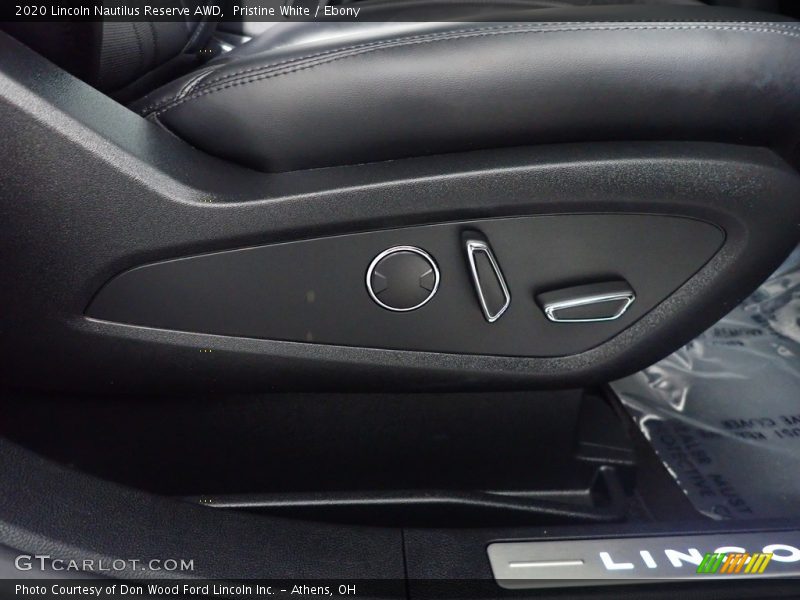 Pristine White / Ebony 2020 Lincoln Nautilus Reserve AWD