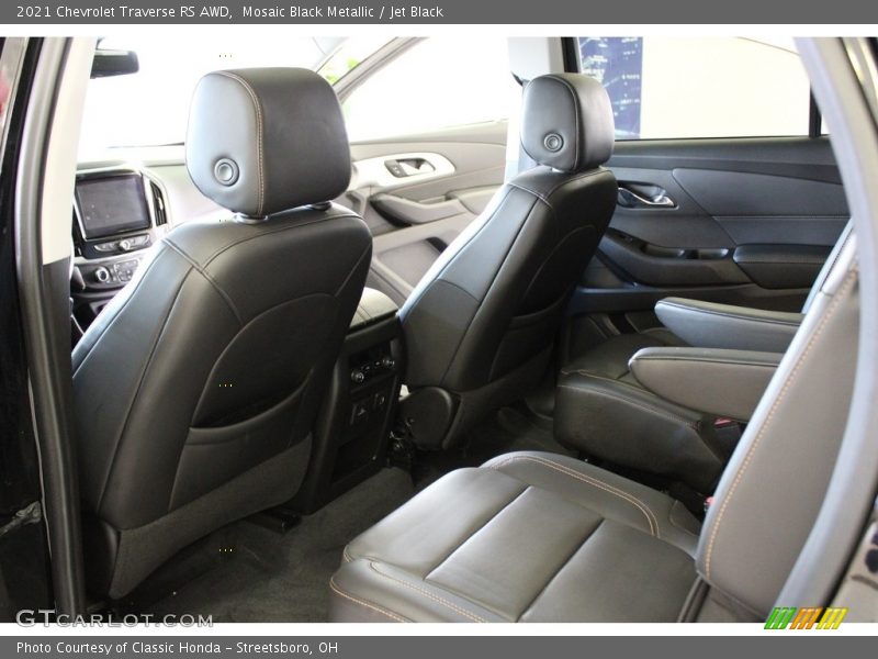 Mosaic Black Metallic / Jet Black 2021 Chevrolet Traverse RS AWD