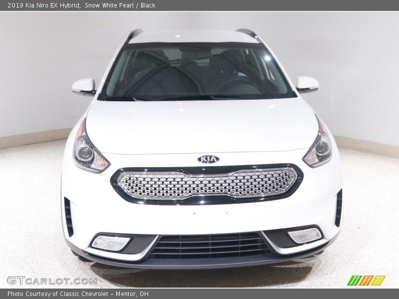 Snow White Pearl / Black 2019 Kia Niro EX Hybrid
