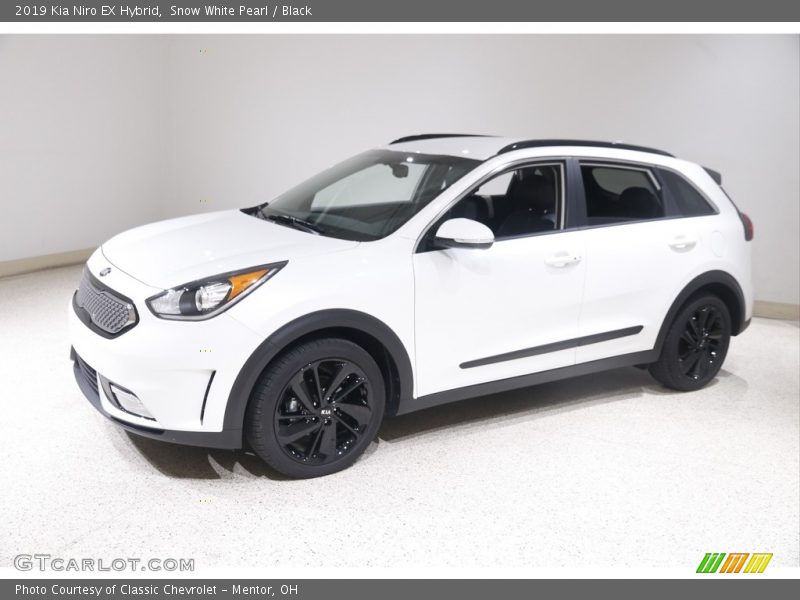 Snow White Pearl / Black 2019 Kia Niro EX Hybrid