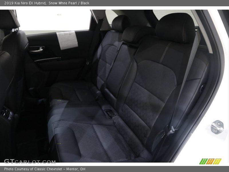 Snow White Pearl / Black 2019 Kia Niro EX Hybrid