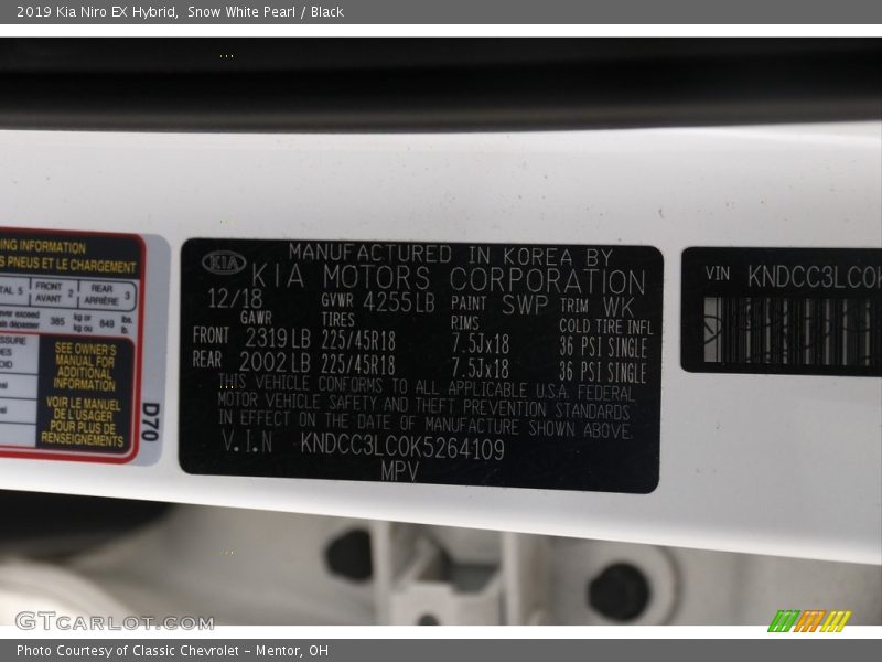 Snow White Pearl / Black 2019 Kia Niro EX Hybrid