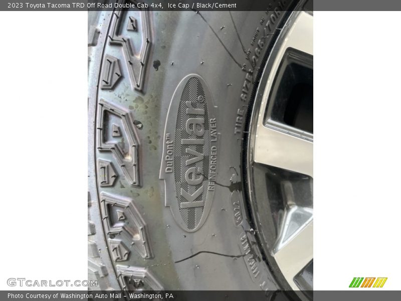 Ice Cap / Black/Cement 2023 Toyota Tacoma TRD Off Road Double Cab 4x4