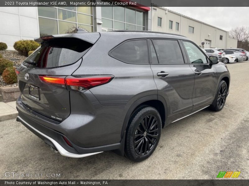 Magnetic Gray Metallic / Cockpit Red 2023 Toyota Highlander XSE AWD