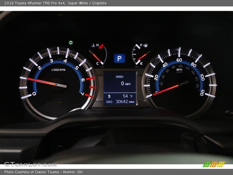 Super White / Graphite 2019 Toyota 4Runner TRD Pro 4x4