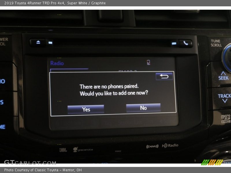 Super White / Graphite 2019 Toyota 4Runner TRD Pro 4x4