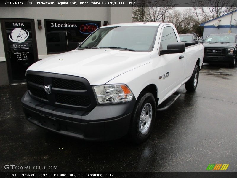 Bright White / Black/Diesel Gray 2016 Ram 1500 Tradesman Regular Cab