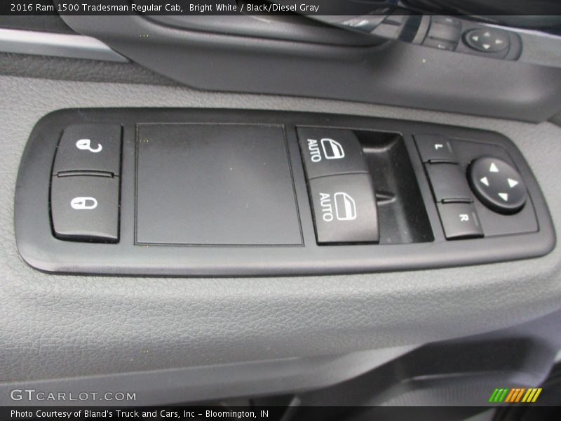 Bright White / Black/Diesel Gray 2016 Ram 1500 Tradesman Regular Cab